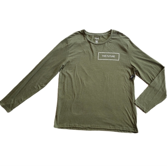 NWT CITY STREETS Long Sleeve the Future Green Tee Size XXL - Picture 1 of 2